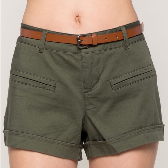 💝NEW! Skinny Belt Twill Shorts💝 - Picture 1 of 8