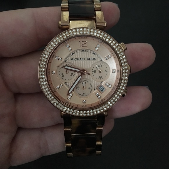 Michael Kors Watch - Picture 3 of 3