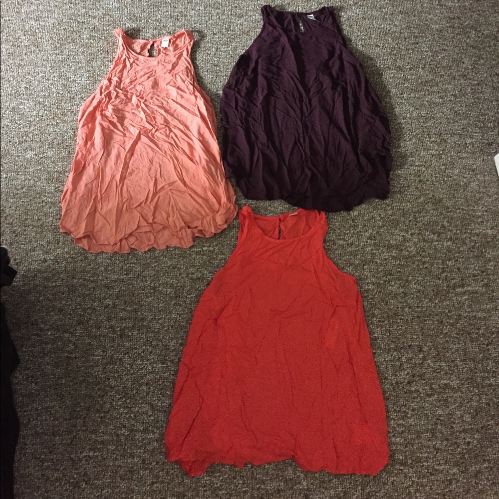Bundle of 3 tanks