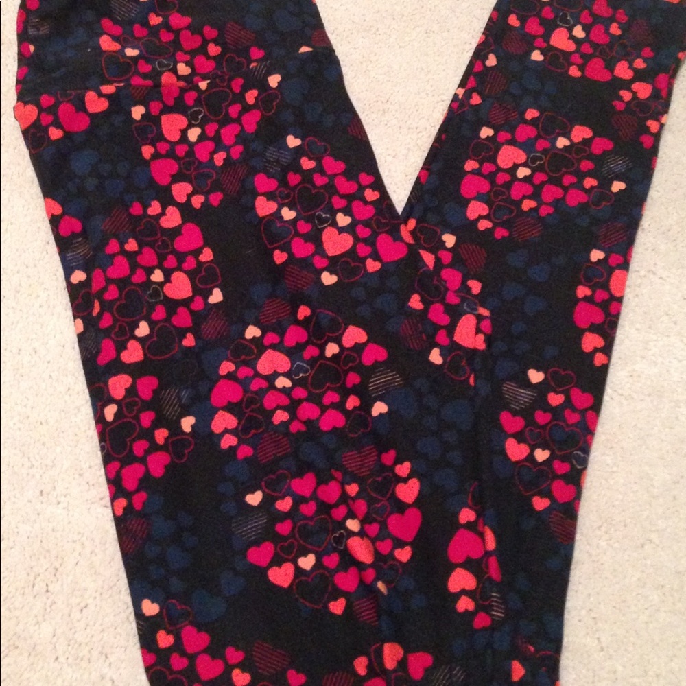 Lularoe size OS hearts