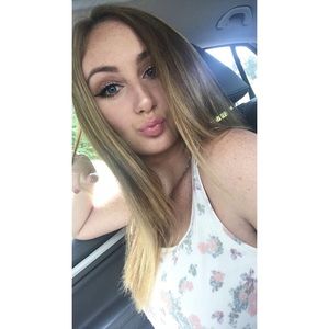 Meet your Posher, Savannah