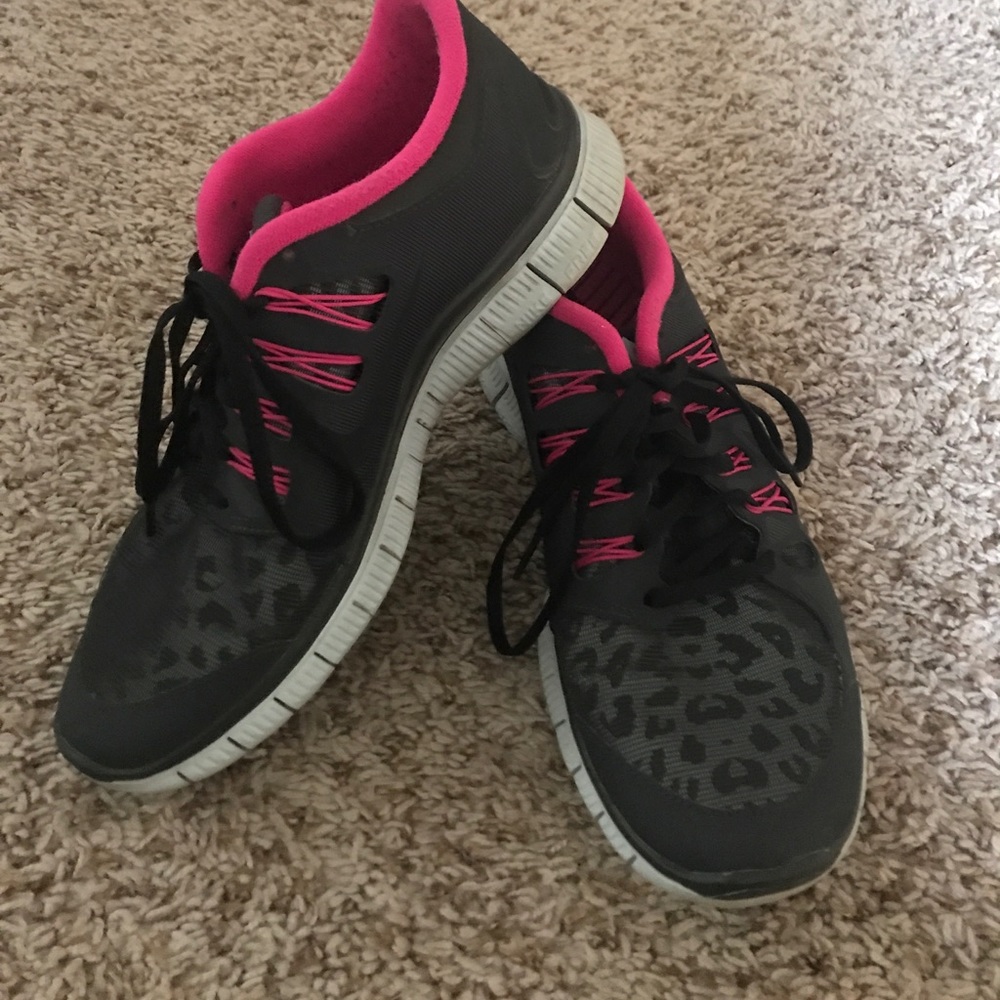 H20 repel nike free 5.0 back & pink cheetah print