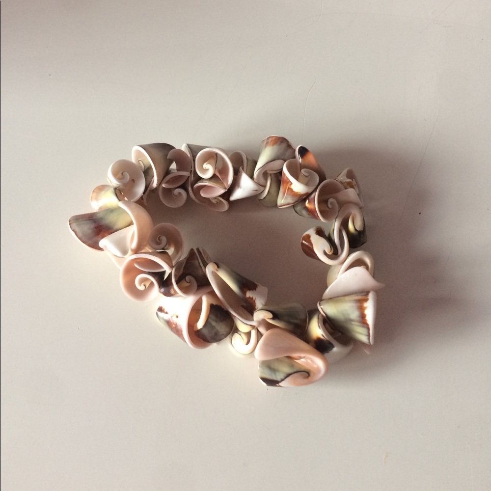 Handmade bracelet from shells