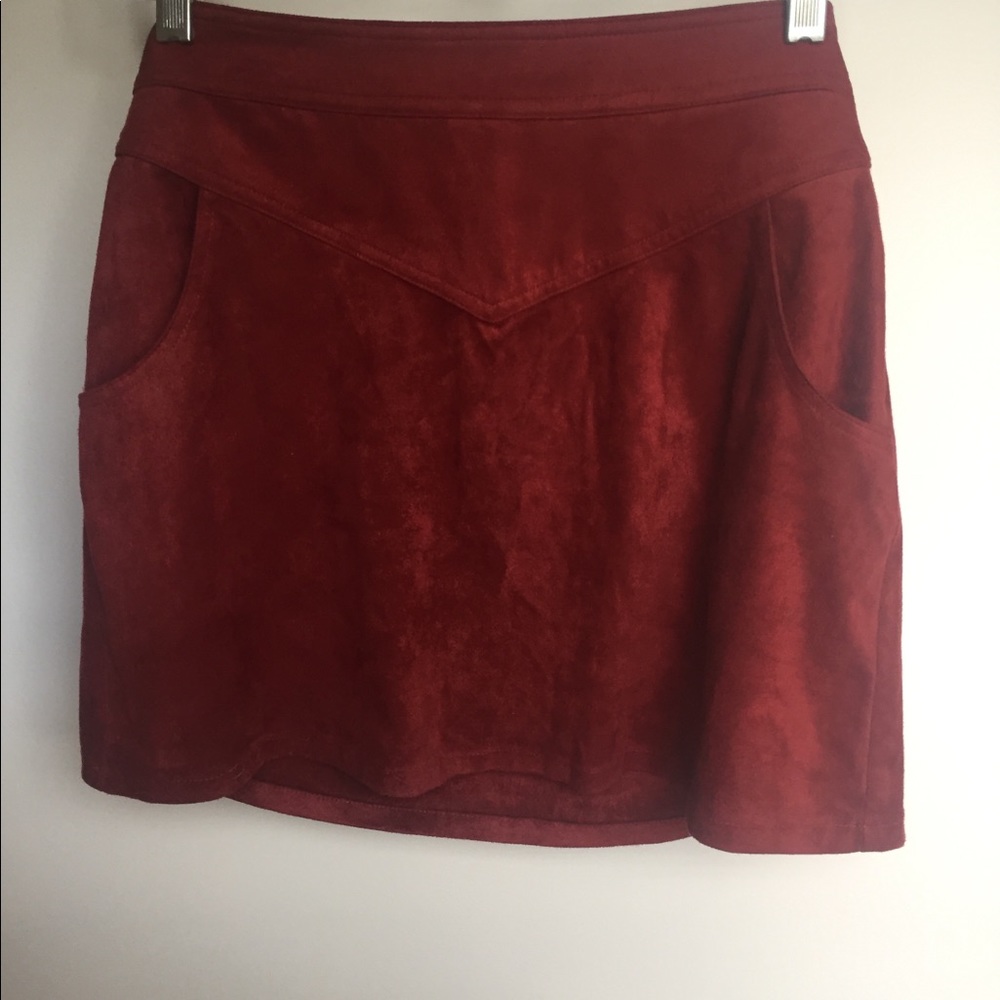 Red suede skit, size medium