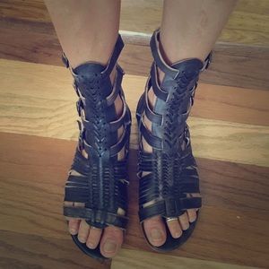 BEDISTU black leather sandals