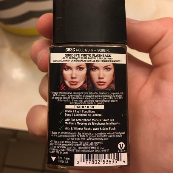 Wet n wild Foundation - Picture 2 of 2