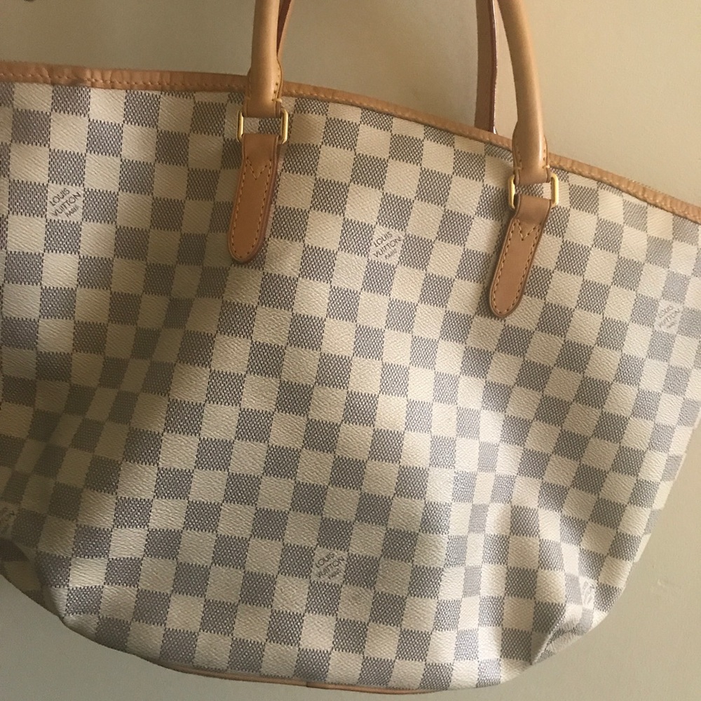 LV BAGS - Picture 2 of 3