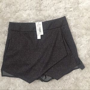 NWT Bloomingdales Aqua Faux Wrap Skort SMALL