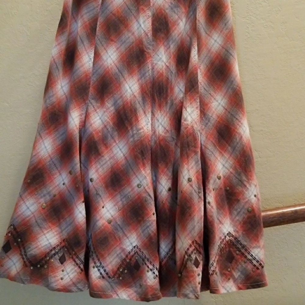 Reba long skirt Size 6 Another one so cute w/boots