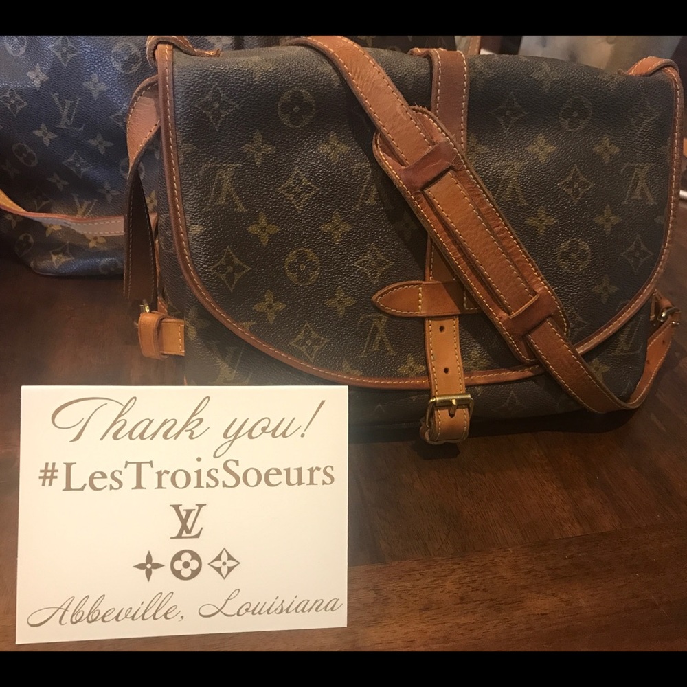 SOLD Louis Vuitton Samur 30