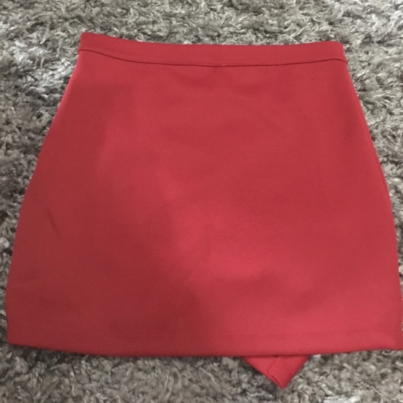 Tobi Red Skirt with Zipper Detail - Picture 2 of 3