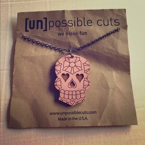 🌸💀Pink wooden Sugar Skull necklace💀🌸