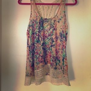 Flowy, sleeveless top. Worn once.