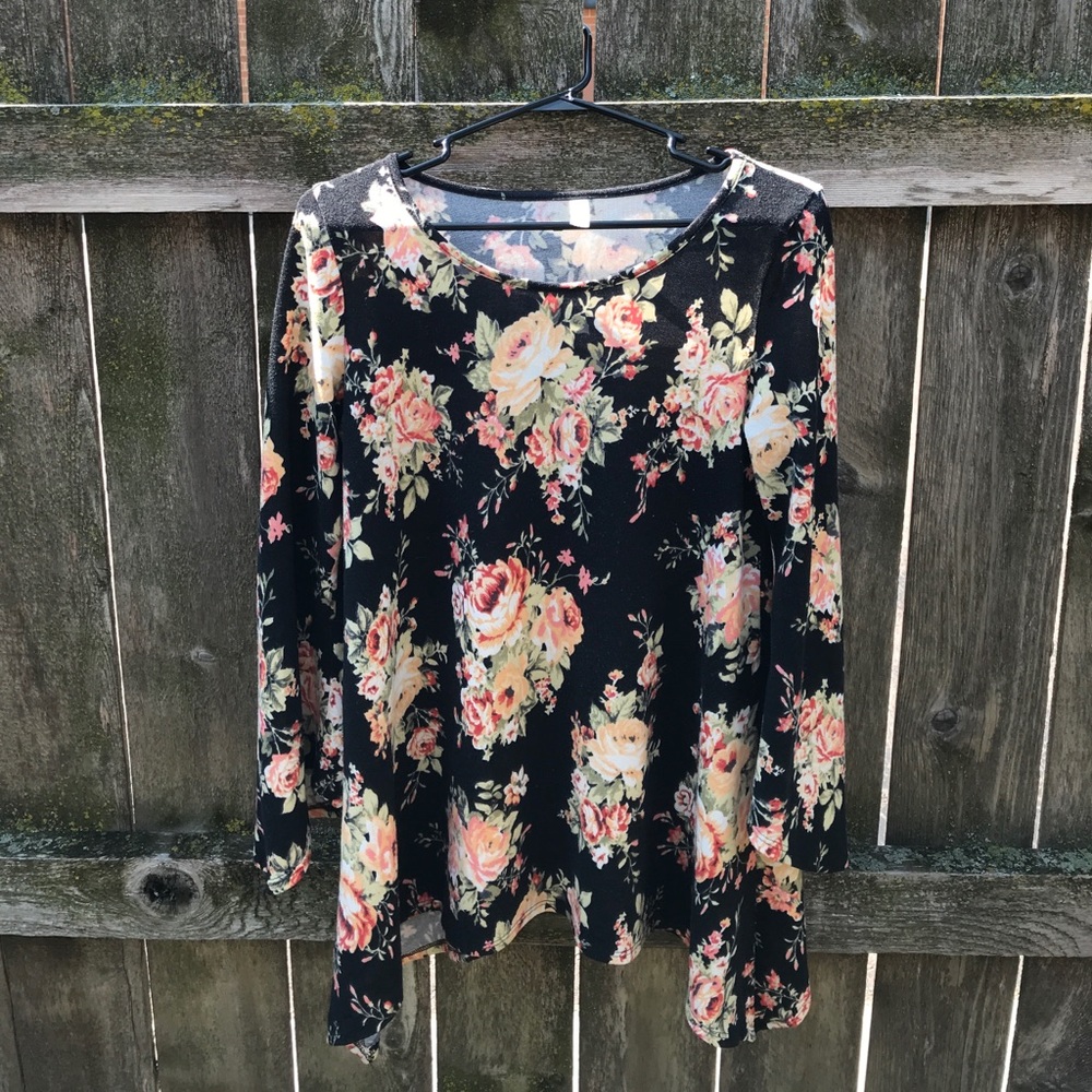 Tunic - Picture 2 of 2