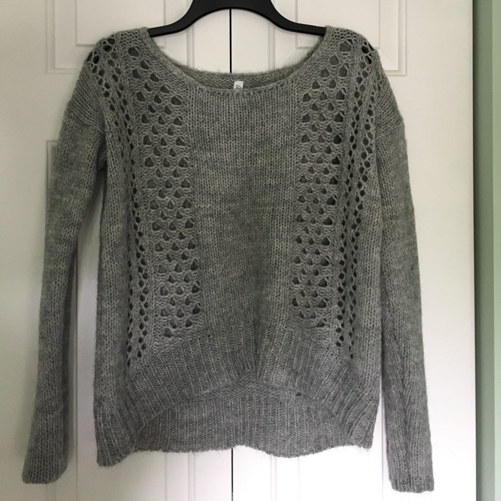 Cozy Women's Heater Gray Sweater