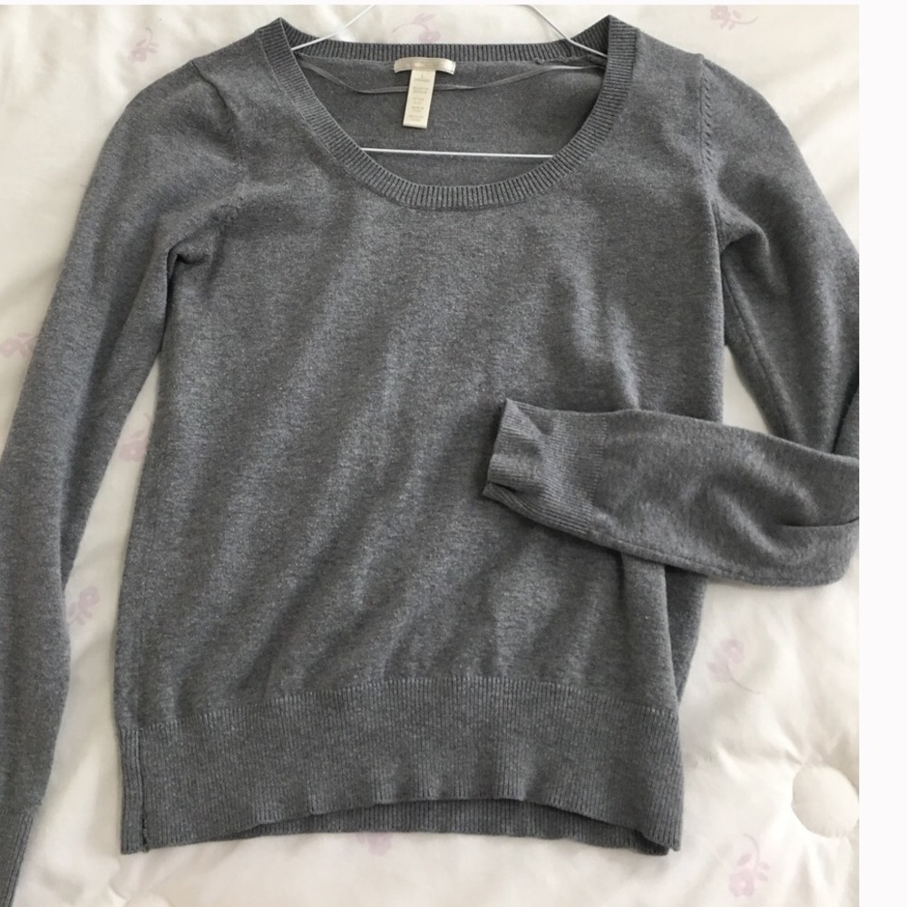 Grey sweater top