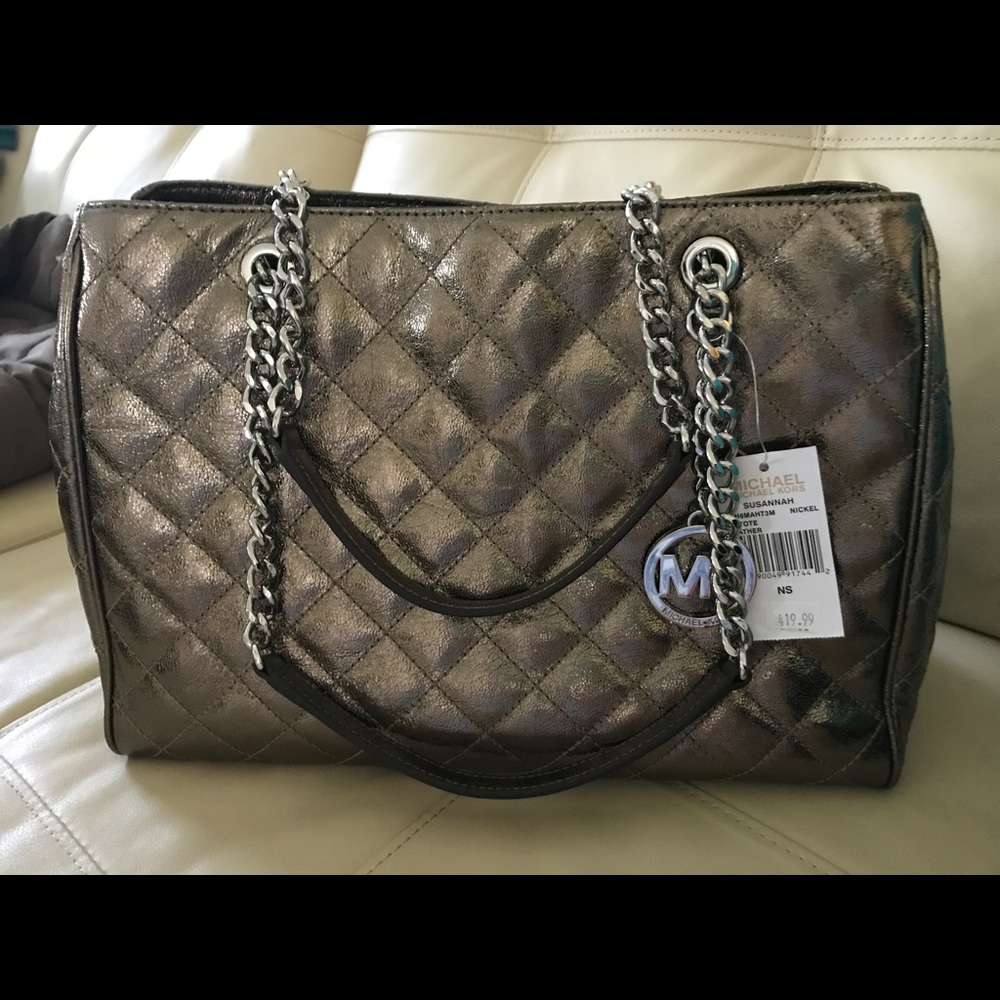 BNWT! Michael Kors Susannah Large Tote-Nickel