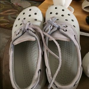 Lavender duck crocs