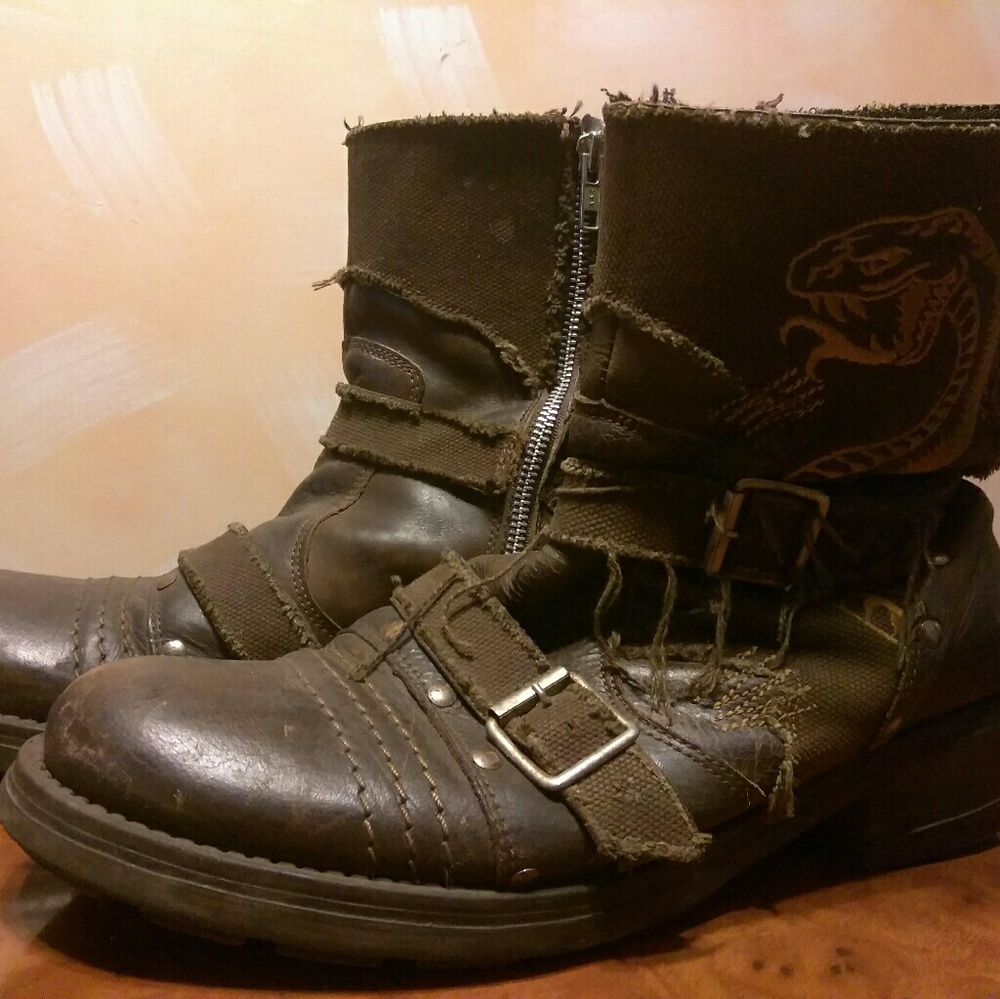 Men's boots