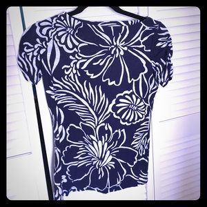 Lilly blue and white shirt size xsmall never worn