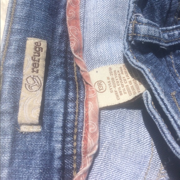 🌻REFUGE JEANS - Picture 3 of 5