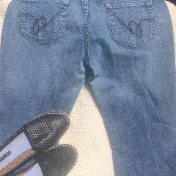 🌻REFUGE JEANS - Picture 4 of 5