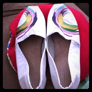 Rainbow TOMS