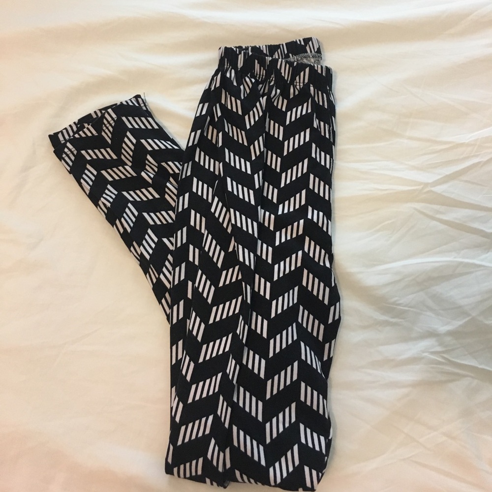 Boho chic patterned legging- sooo soft and cute!