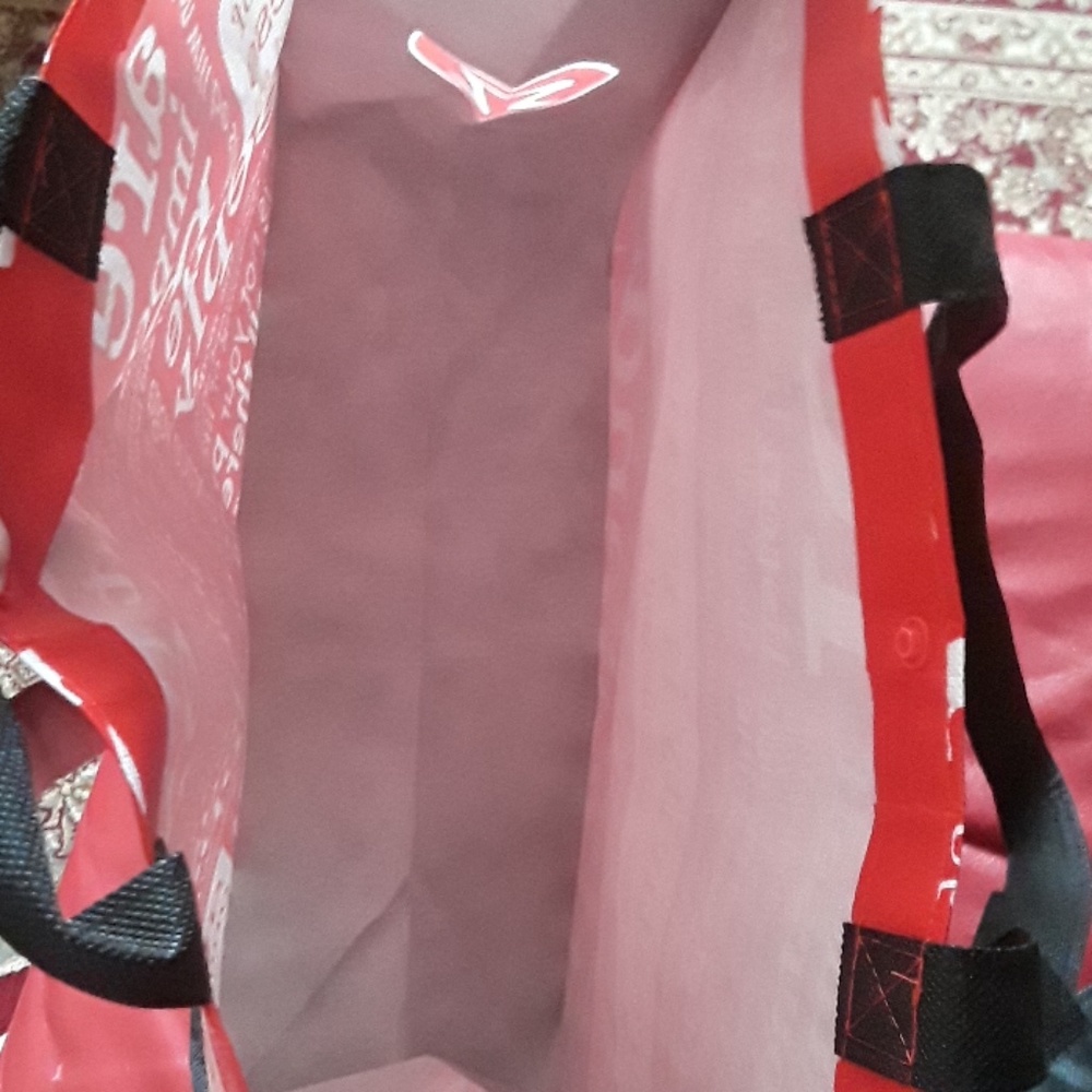 Gift Bags - Picture 5 of 6