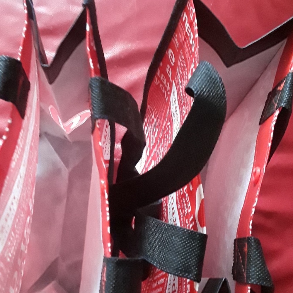 Gift Bags - Picture 6 of 6
