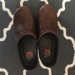 Dansko Xp size 36