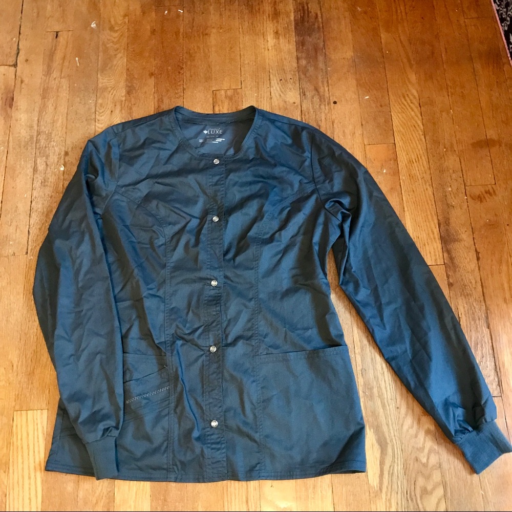 Grey scrub jacket