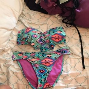 Like new hula honey bikini