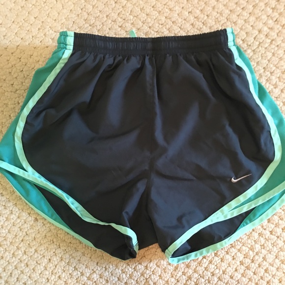 bundle of Nike shorts !! - Picture 2 of 7