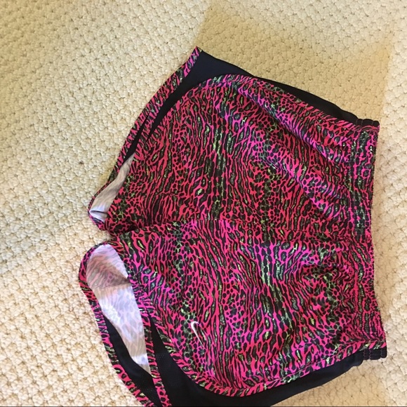 bundle of Nike shorts !! - Picture 6 of 7