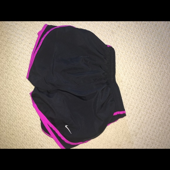 bundle of Nike shorts !! - Picture 4 of 7