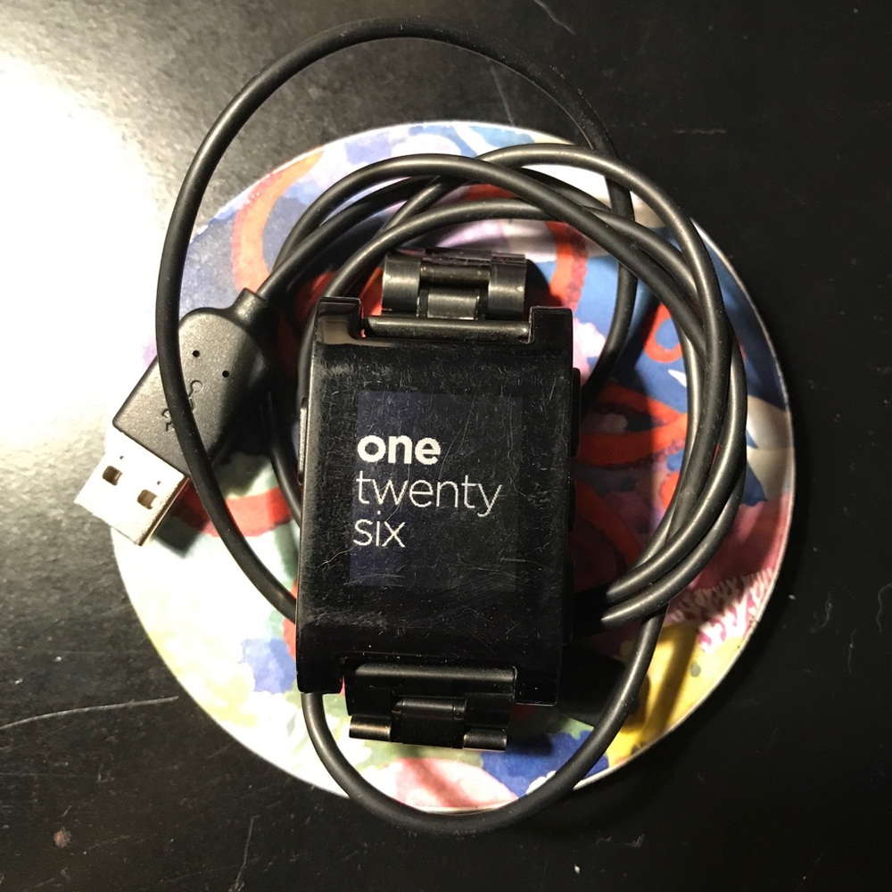 Classic Pebble Smart Watch with Charger