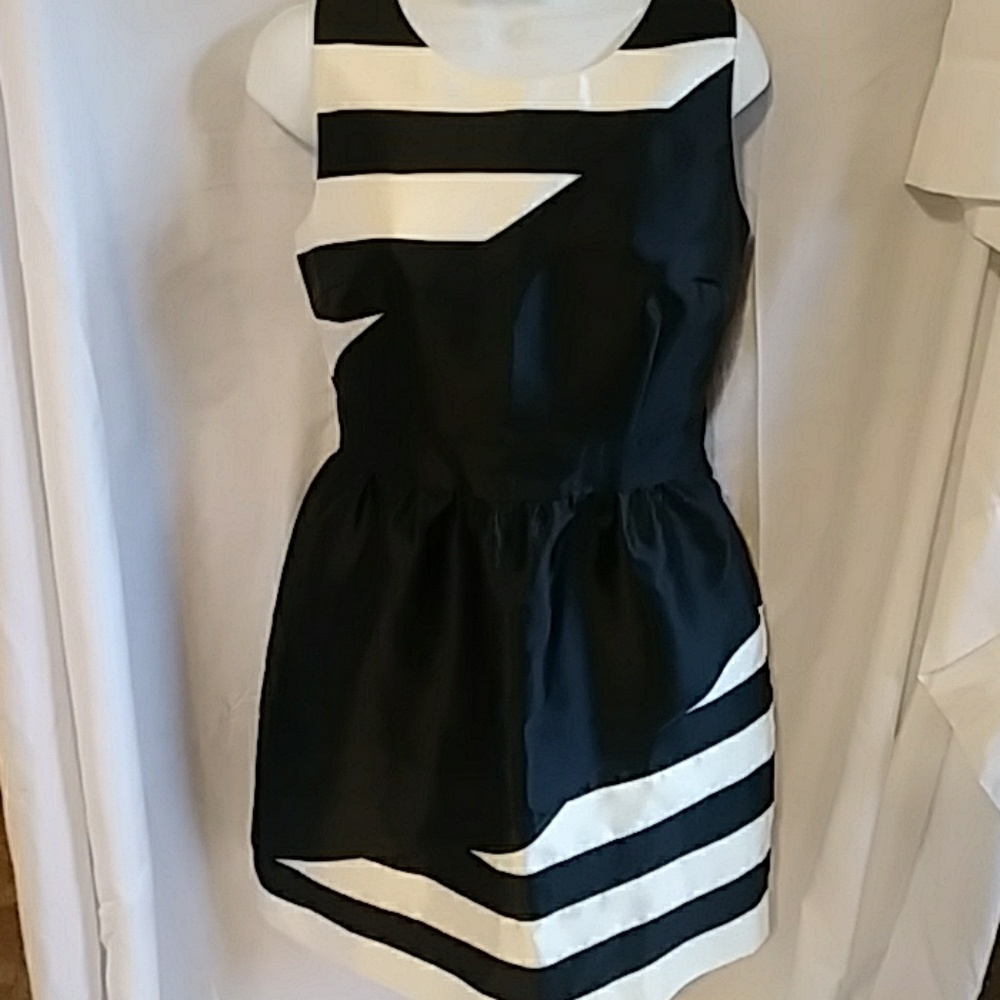 YEAR END SALE! dress size 4 by Ivy Blue