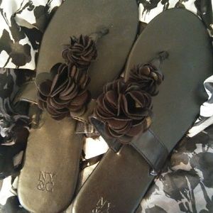 NWOT Black Sandals