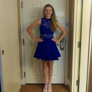 Meet your Posher, Emma