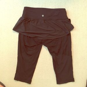 Lululemon skirt pants size 6