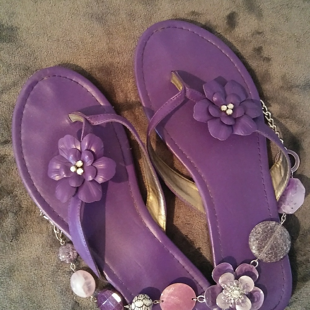 Purple sandals with Great details!