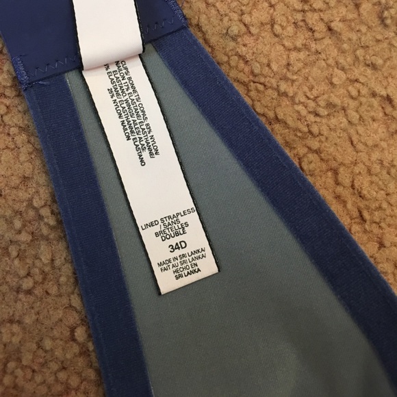 Strapless Bra - Picture 3 of 3