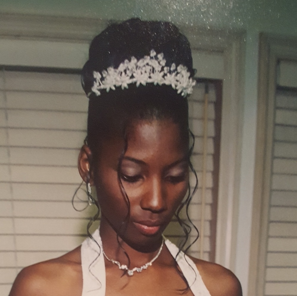 Tiara - Picture 3 of 8