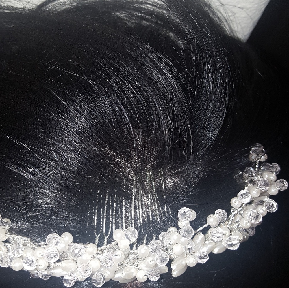 Tiara - Picture 8 of 8