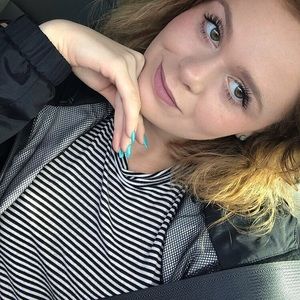 Meet your Posher, Madison