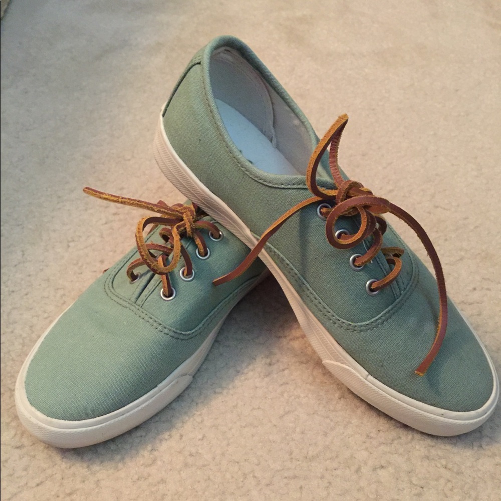 American Eagle boat shoe