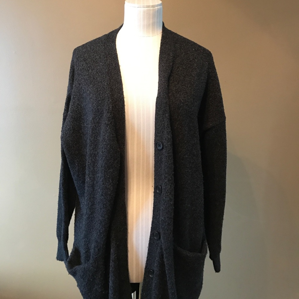Madewell boyfriend style cardigan in charcoal