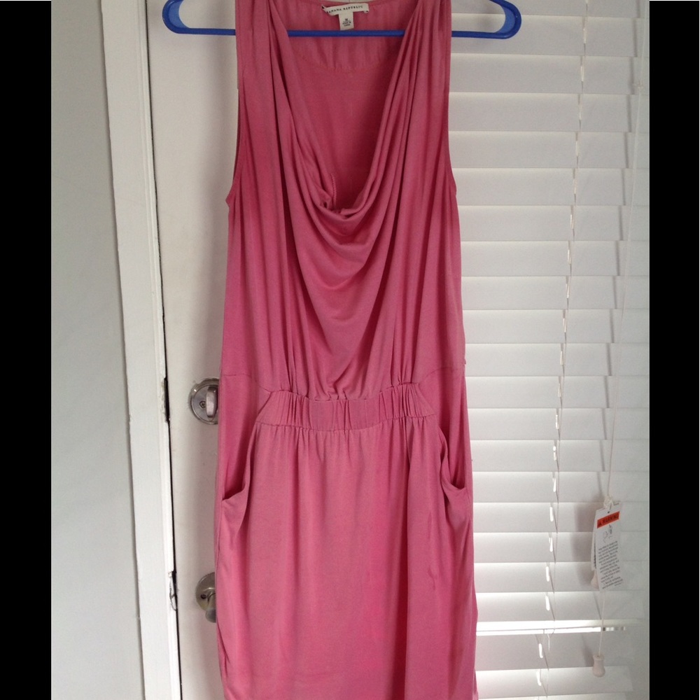 Banana Republic summer dress WITH POCKETS!!!