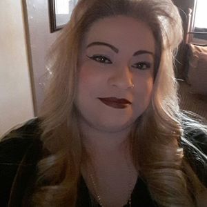 Meet your Posher, Sonia